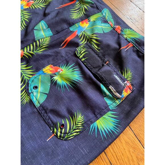 RIPCURL Mirage Navy Tropical Floral Boardshorts sz 34 - Picture 5 of 11
